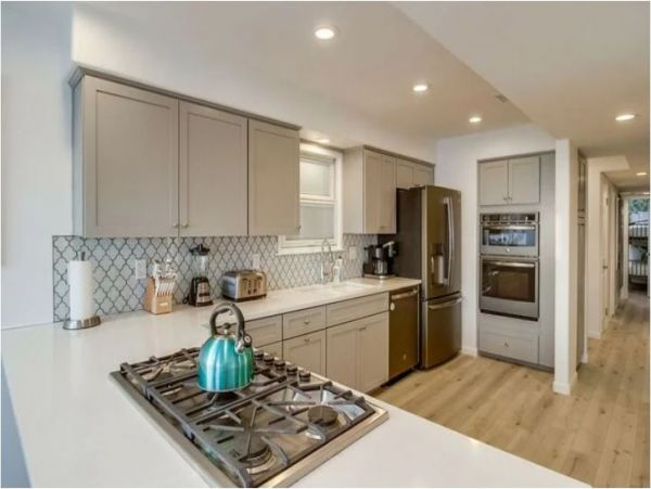 Ocean Views Mission Beach Vacation Townhome Three Bedroom