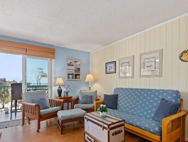 Santa Barbara County Condo 1012986
