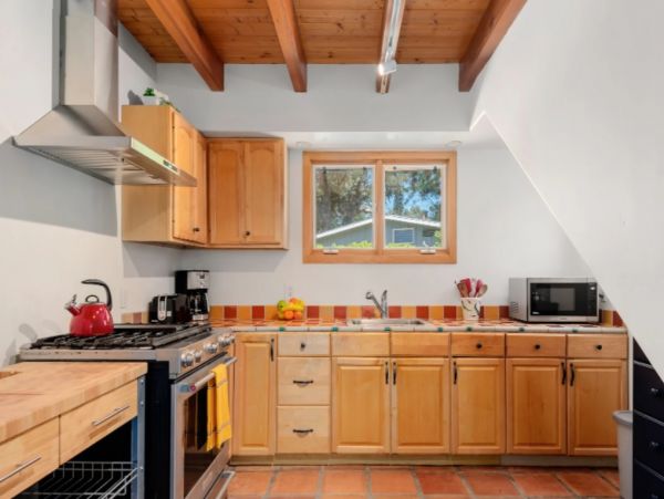 Santa Barbara County Condo 1012990