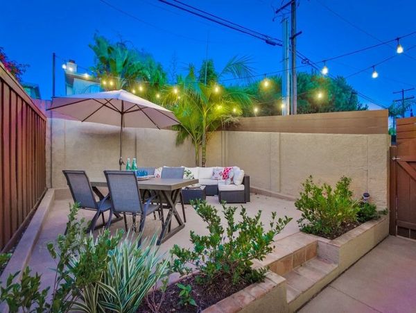 Walk to Beach Encinitas Vacation Home Three Bedroom