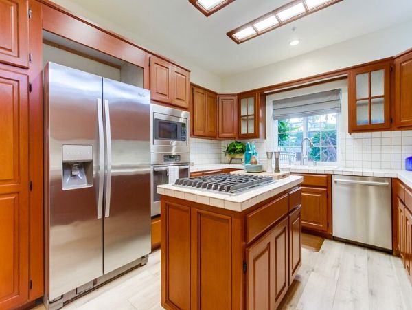 Walk to Beach Encinitas Vacation Home Three Bedroom