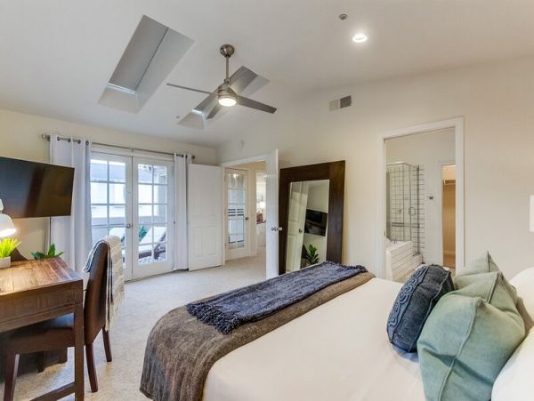 Walk to Beach Encinitas Vacation Home Three Bedroom