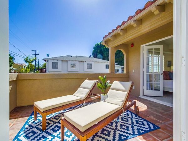 Walk to Beach Encinitas Vacation Home Three Bedroom
