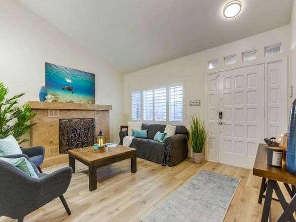 Walk to Beach Encinitas Vacation Home Three Bedroom