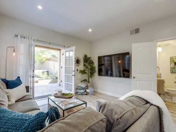 Walk to Beach Encinitas Vacation Home Three Bedroom