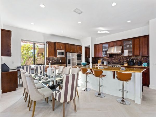 Palm Springs Home 1012997