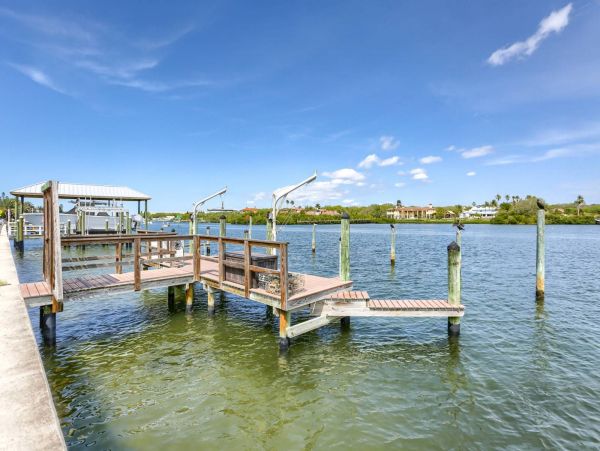 Indian Shores Ai Condo 1013001