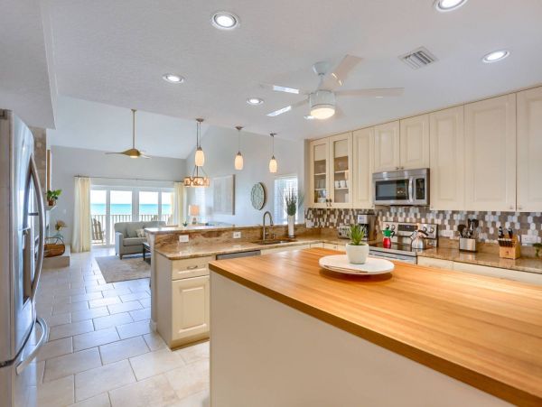Indian Shores Ai Condo 1013001