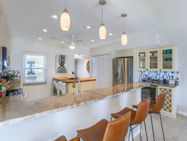 Indian Shores Ai Condo 1013001