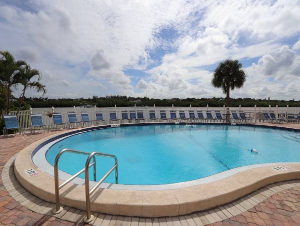 Indian Shores Ai Condo 1013008