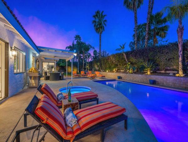 Palm Springs Home 1013009