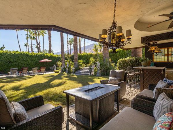 Palm Springs Home 1013012