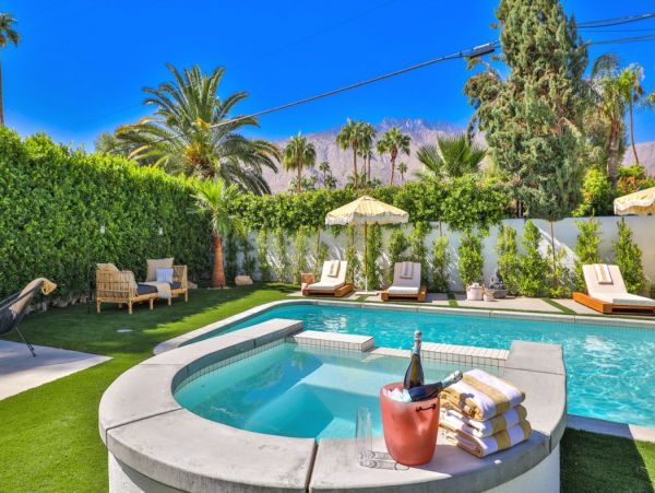 Palm Springs Home 1013020