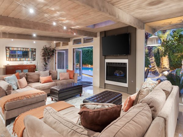 Palm Springs Home 1013026