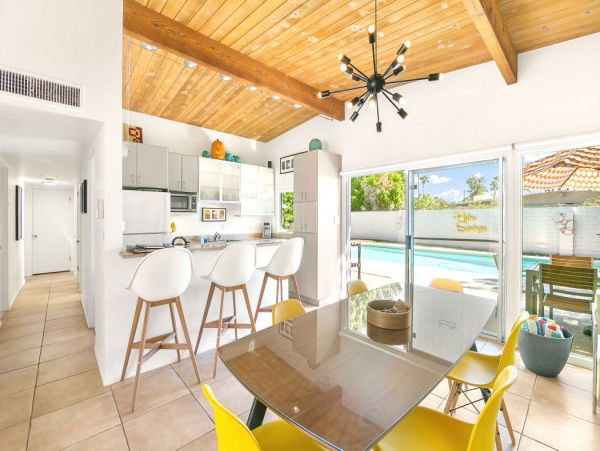 Palm Springs Home 1013034