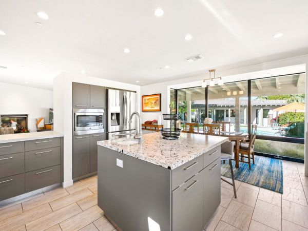 Palm Springs Home 1013037