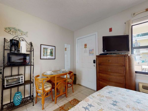 Indian Shores Ai Condo 1013039
