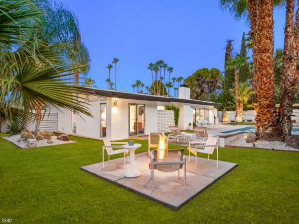 Palm Springs Home 1013040
