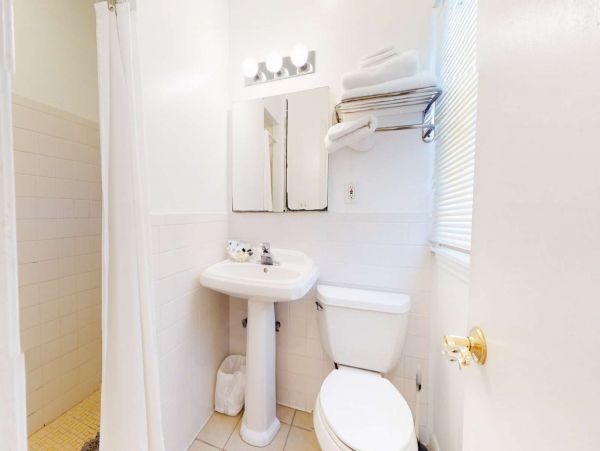 Indian Shores Ai Condo 1013042