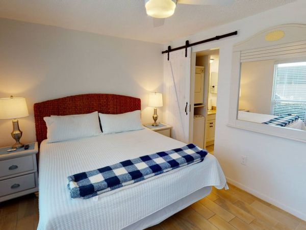 Indian Rocks Indian Shores Condo 1013049