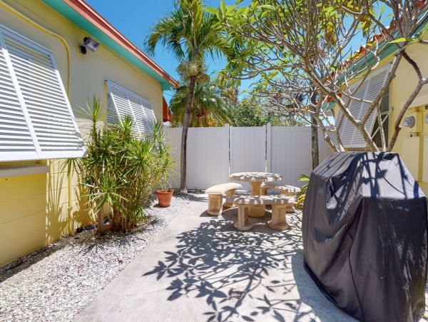 Indian Shores Ai Condo 1013051