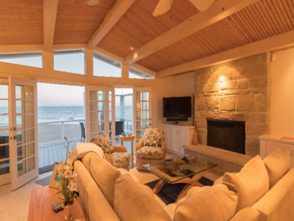Santa Barbara County Home 1013057