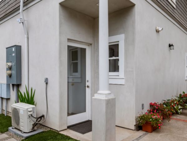 Santa Barbara County Condo 1013060