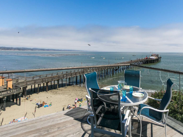 Oceanfront Vacation Home in Capitola