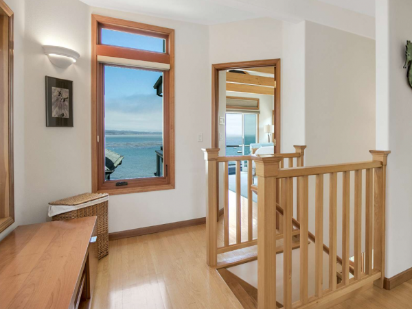Oceanfront Vacation Home in Capitola