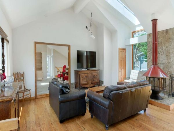 Santa Cruz County Home 1013071