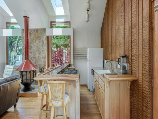 Santa Cruz County Home 1013071