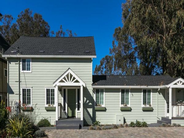 Santa Cruz County Home 1013078