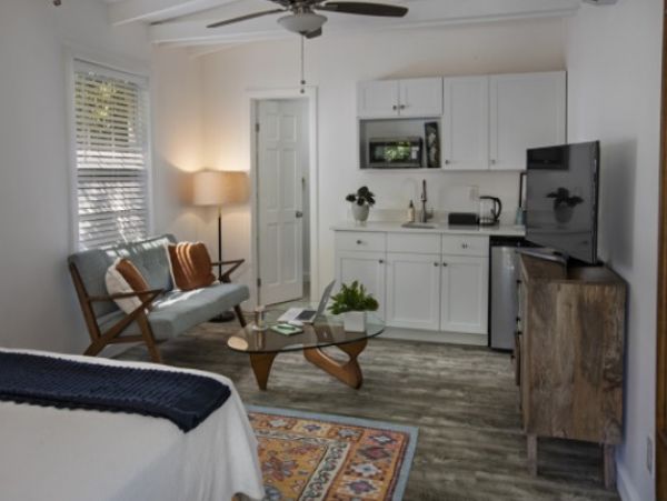 Amazing 9 Bedroom Villa in St. Thomas Sleeps 24