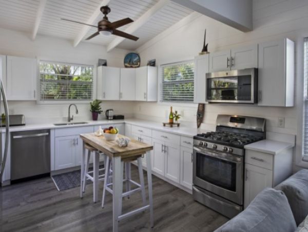 Amazing 9 Bedroom Villa in St. Thomas Sleeps 24