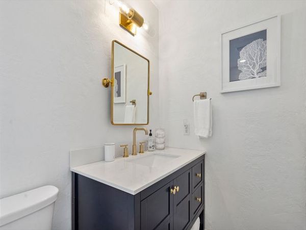 3 Bedroom Vacation Home on Delray Beach FL - Private Pool & Luxurious Amenities