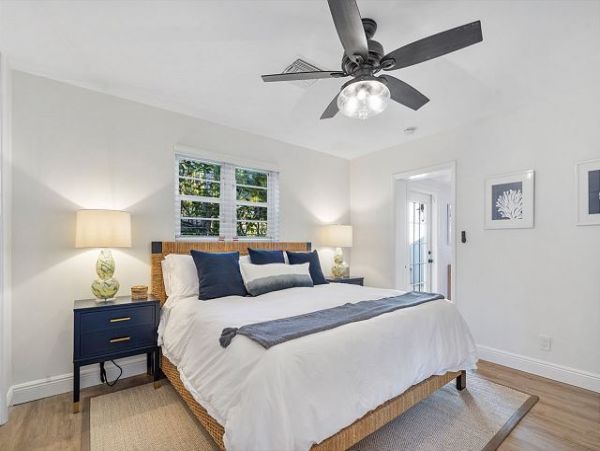 3 Bedroom Vacation Home on Delray Beach FL - Private Pool & Luxurious Amenities