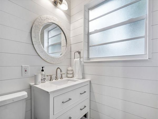 3 Bedroom Vacation Home on Delray Beach FL - Private Pool & Luxurious Amenities