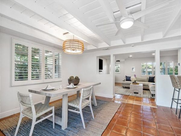 3 Bedroom Vacation Home on Delray Beach FL - Private Pool & Luxurious Amenities