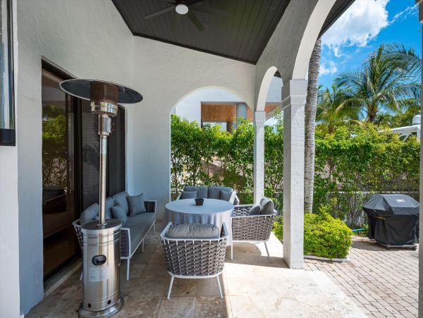 Fort Lauderdale 5 Bedroom Pool Home Sleeps 10 Guests