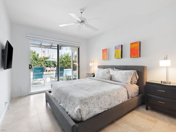 Palm Springs Home 1013103