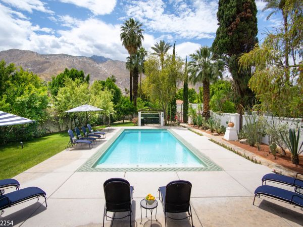 Palm Springs Home 1013104