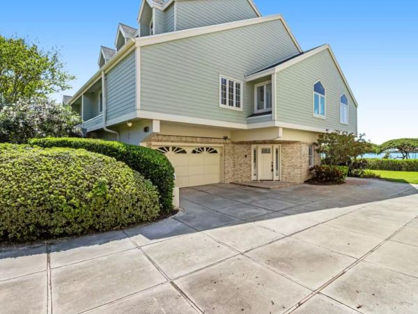 Bay Front Luxury Residence in Bradenton