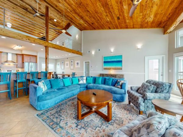 Beachfront 9 Bedroom Vacation Rental in Orange Beach