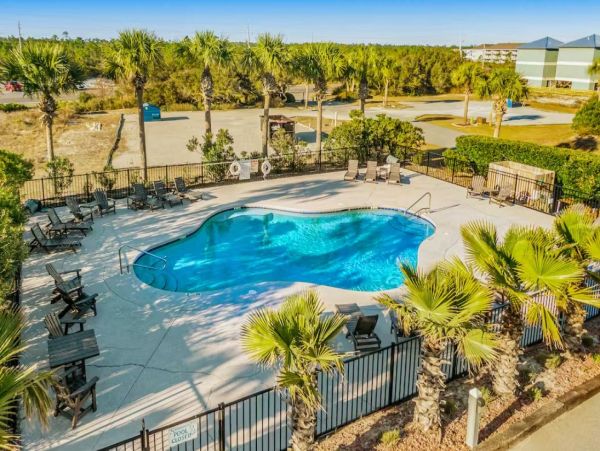 Beachfront 9 Bedroom Vacation Rental in Orange Beach