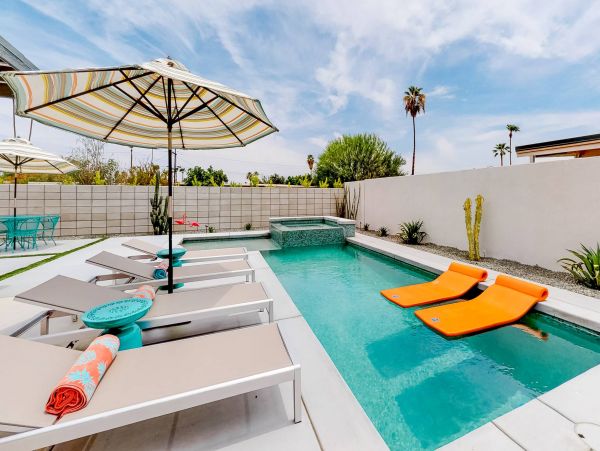 Palm Springs Home 1013257