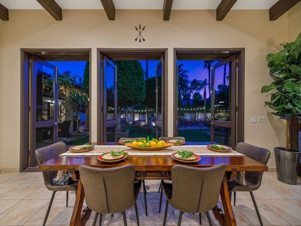Palm Springs Home 1013267