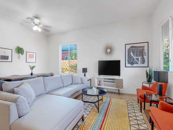 Palm Springs Home 1013270