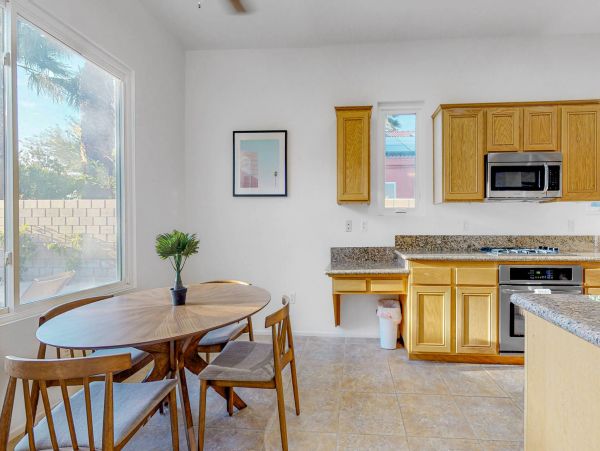 Palm Springs Home 1013270