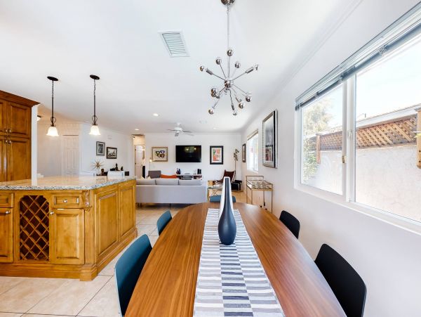 Palm Springs Home 1013282