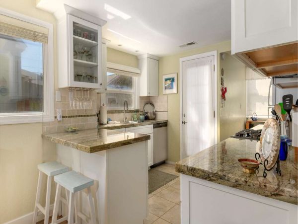 Santa Cruz County Home 1013284